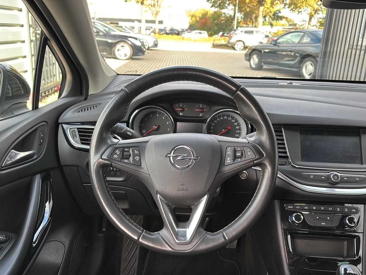 Opel ASTRA Sports Tourer 1.2 LMV SPORTSTOEL NAVIGATIE TREKHAAK