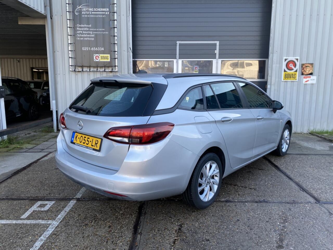 Opel ASTRA 1.2 Edition