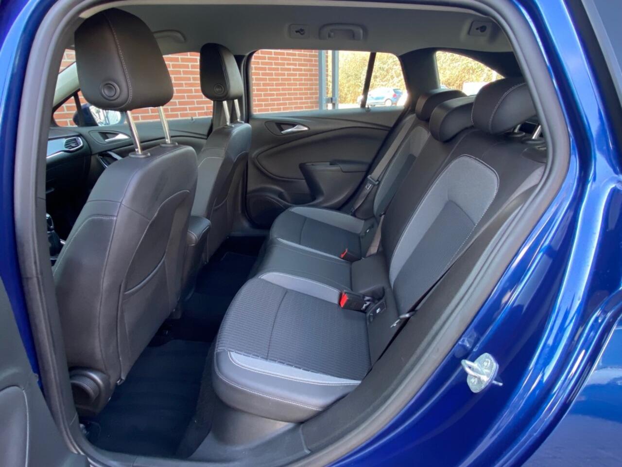 Opel ASTRA 1.2 BUSINESS ELEGANCE NAV CRUISE CARPLAY TREKHAAK CAMERA LMV