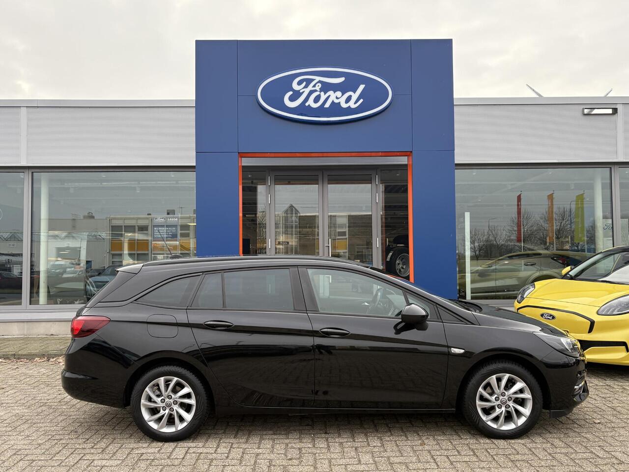 Opel ASTRA Sports Tourer 1.2 Turbo 110 PK Edition | Navigatie | LED koplampen | Climate Control | Cruise Control | AGR Stoel