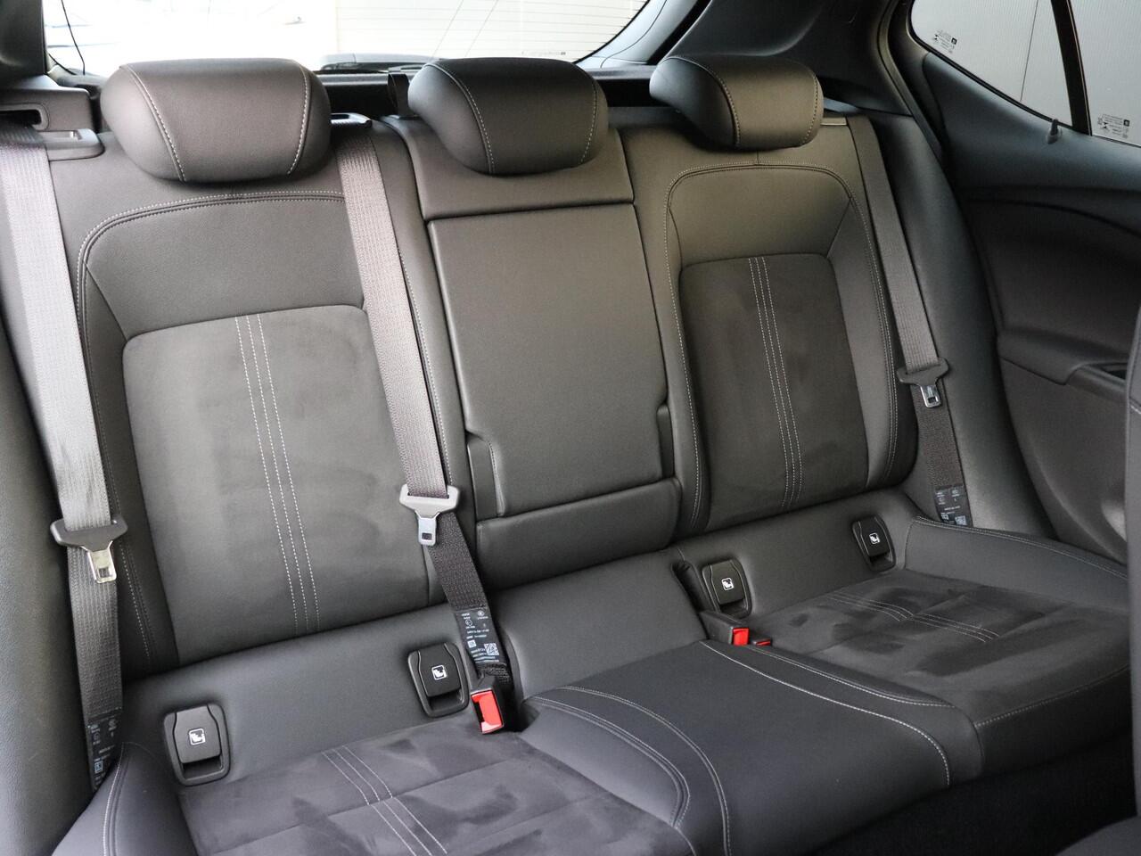 Opel ASTRA 1.2 Business Elegance | CAMERA | NAVI | BLUETOOTH | LMV |