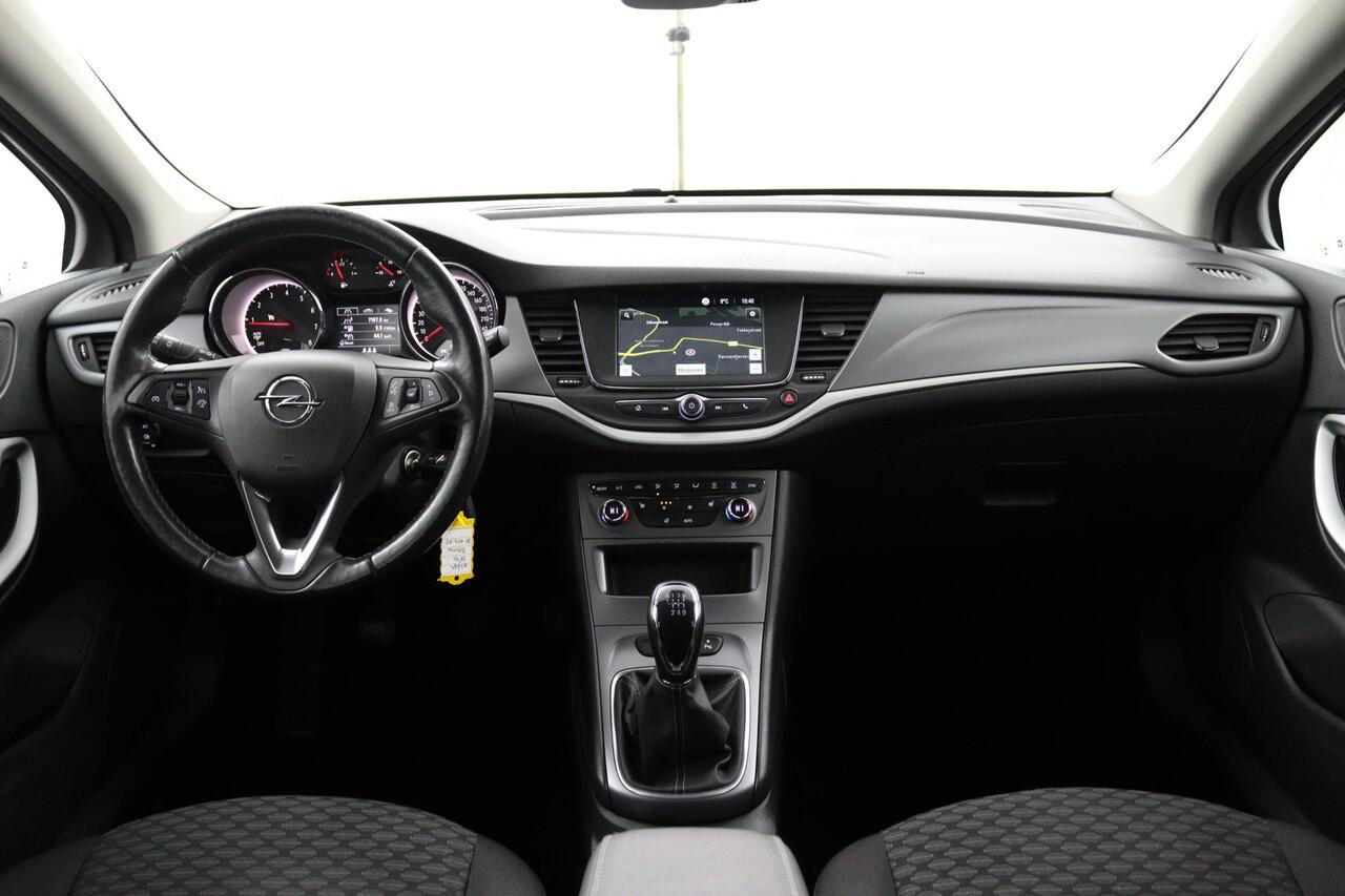 Opel ASTRA Sports Tourer 1.2 Bus. Edit.*CAMERA*ECC*CRUISE*NAVI*HAAK*PDC*