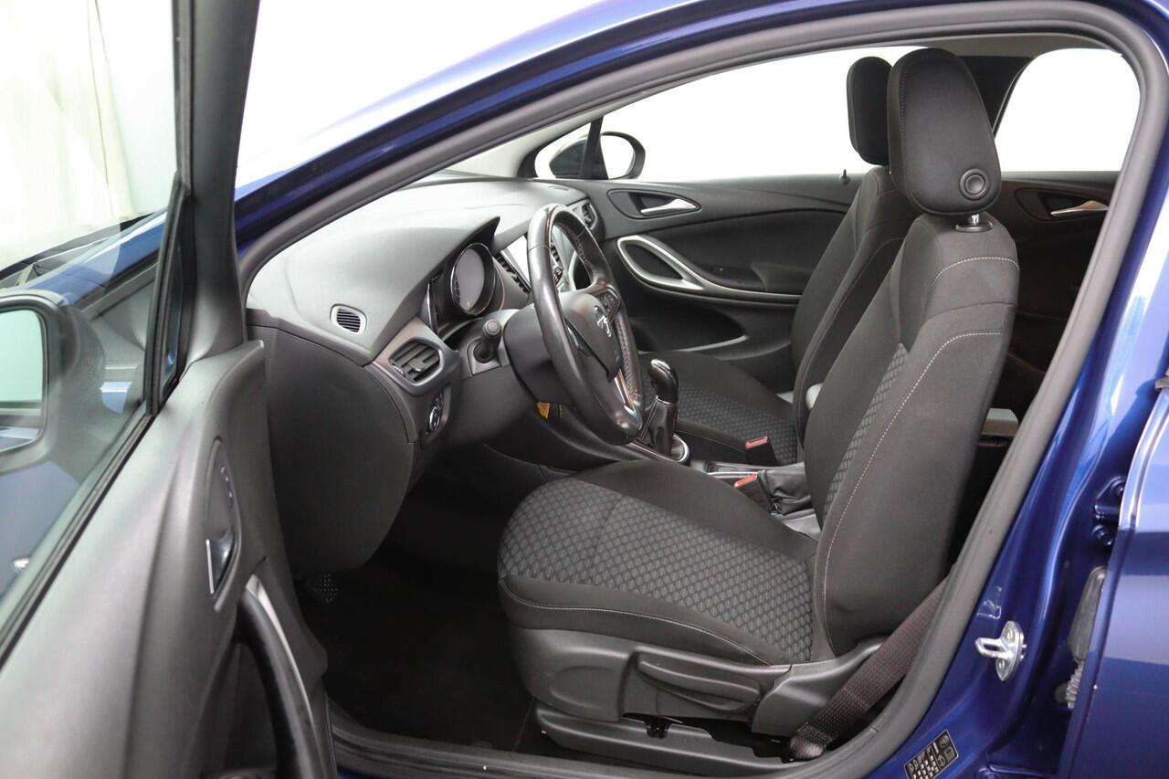 Opel ASTRA Sports Tourer 1.2 Bus. Edit.*CAMERA*ECC*CRUISE*NAVI*HAAK*PDC*