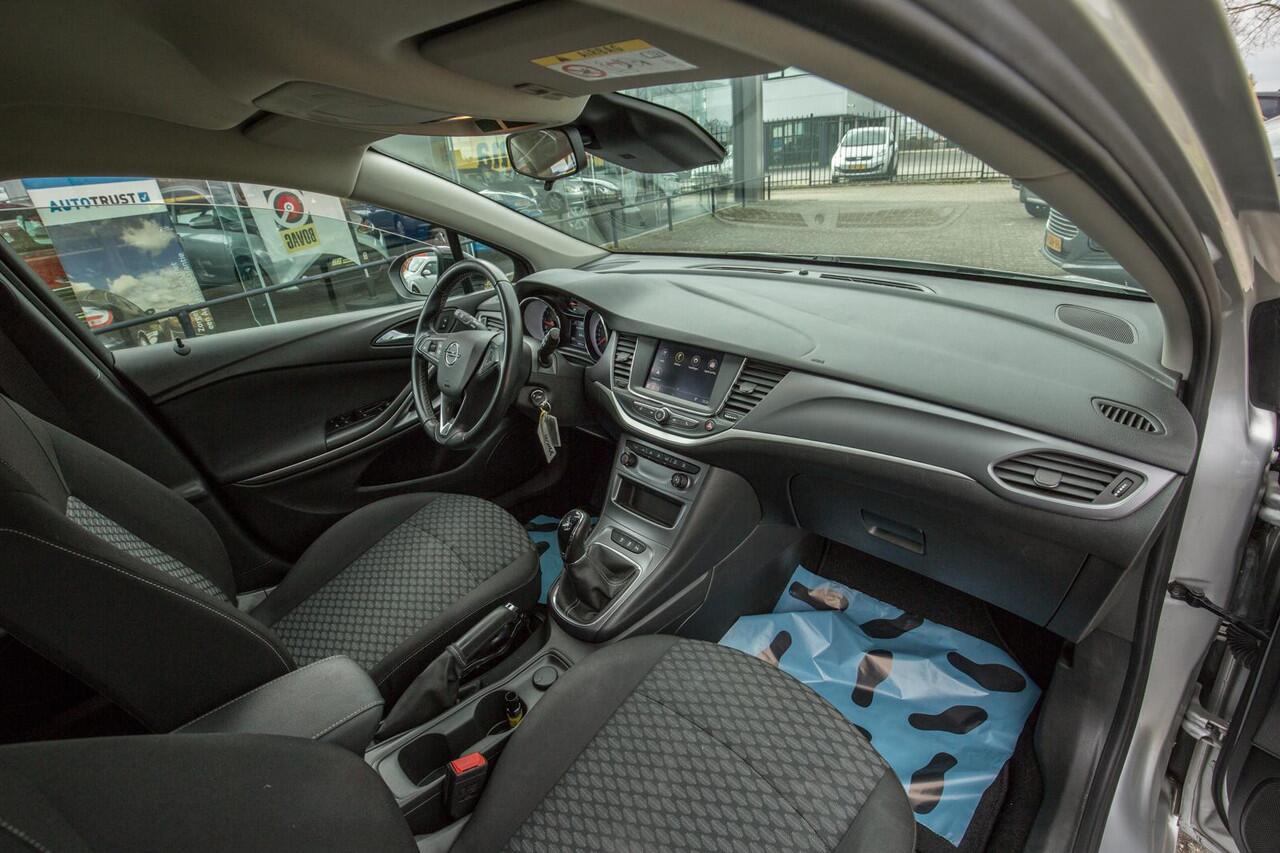 Opel ASTRA Sports Tourer 1.2 Edition 1 jaar garantie