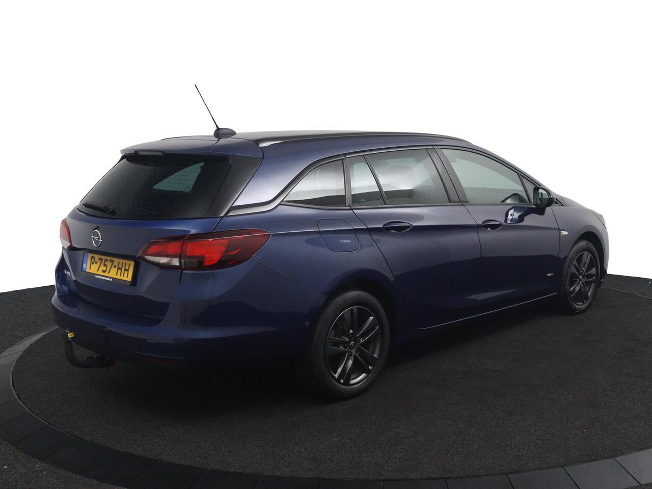 Opel ASTRA Sports Tourer 1.2 Design & Tech*NAVI*ECC*CRUISE*HAAK*CAMERA*TEL*