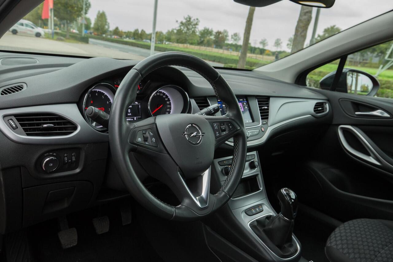 Opel ASTRA Sports Tourer 1.2 Edition