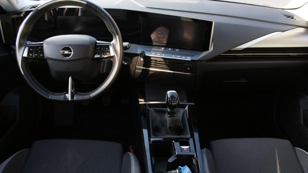 Opel ASTRA 1.2 Edition, Navi, Lichtm. velgen, Cruise, PDC