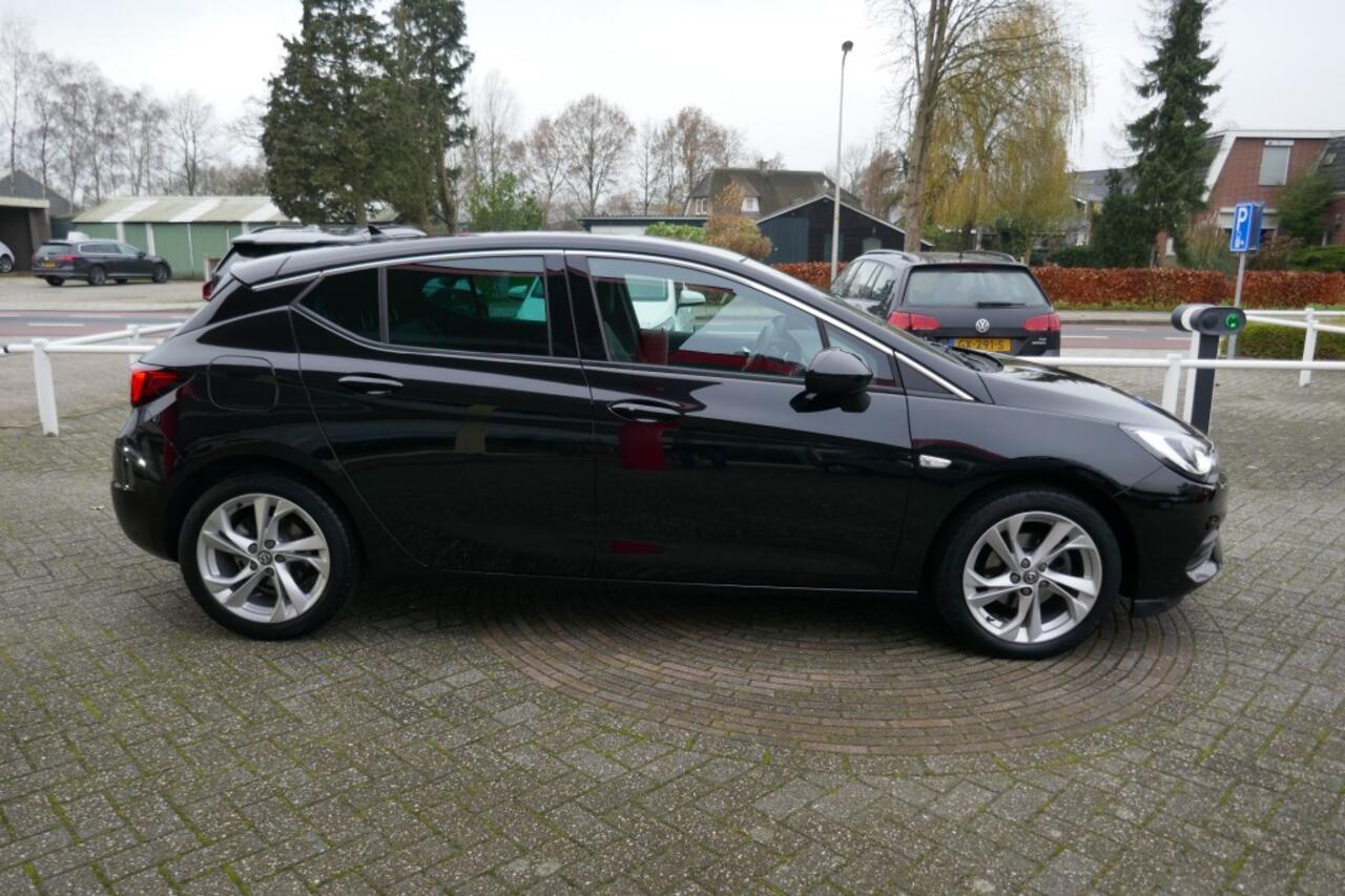 Opel ASTRA 1.2 BNS ELEGANCE 131 PK CAMERA/NAVIGATIE/17 INCH LICHTMETAAL