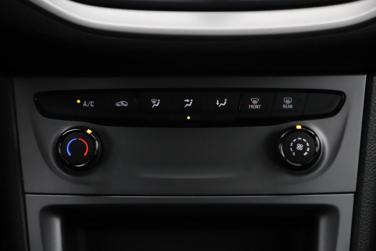 Opel ASTRA Sports Tourer 1.2 Edition 110PK Trekhaak Navigatie Carplay Android Bluetooth Airco Cruise Control Parkeersensor