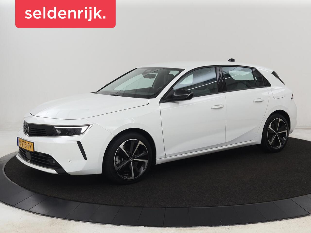 Opel ASTRA 1.6 Hybrid Edition | Trekhaak | Adaptive cruise | Carplay | Full LED | Parkeerhulp | Digital Cockpit | DAB | Keyless start