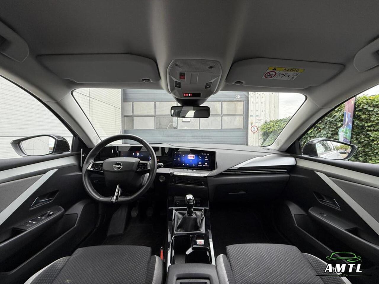 Opel ASTRA - 1.2 Edition