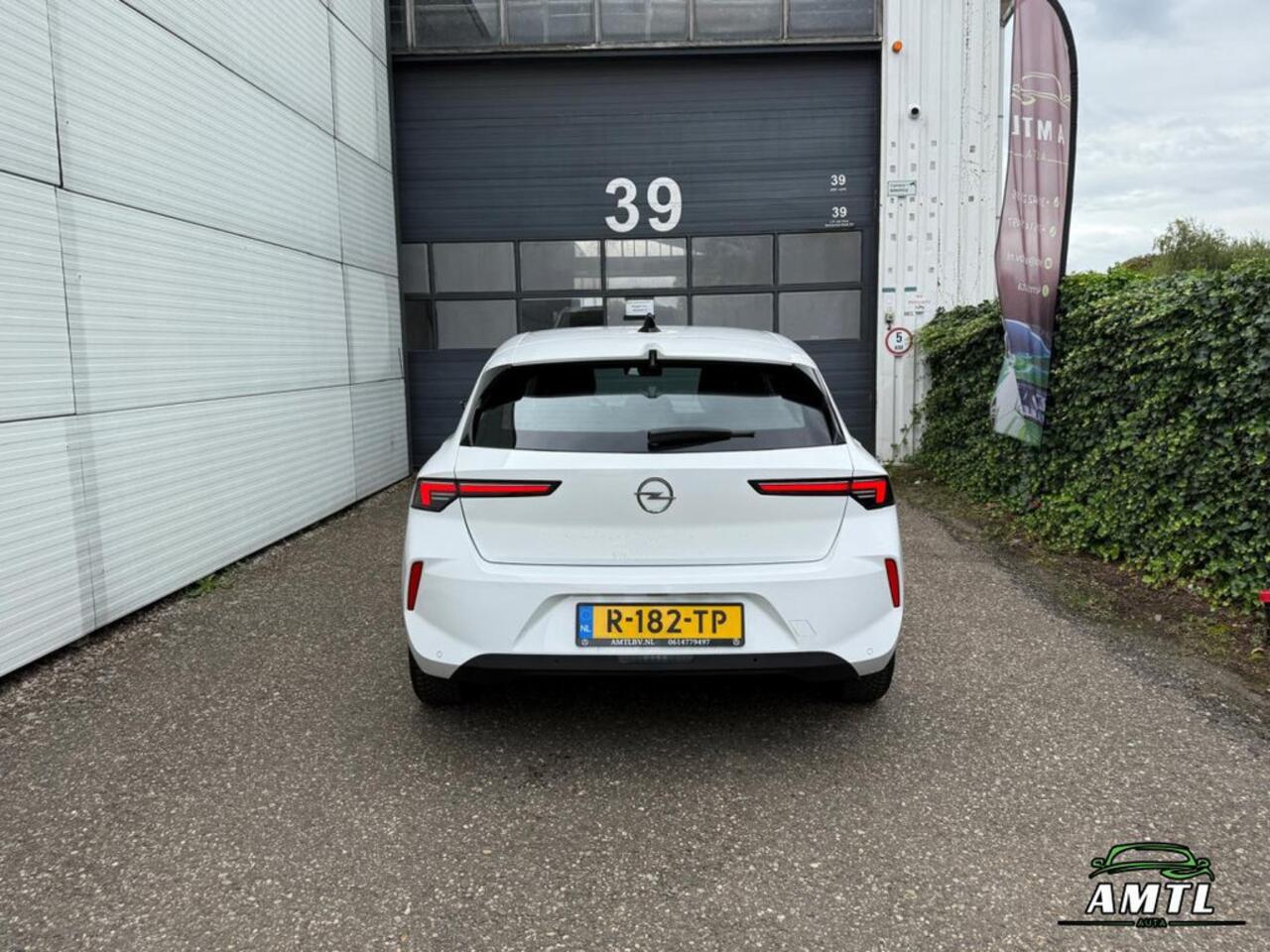 Opel ASTRA - 1.2 Edition