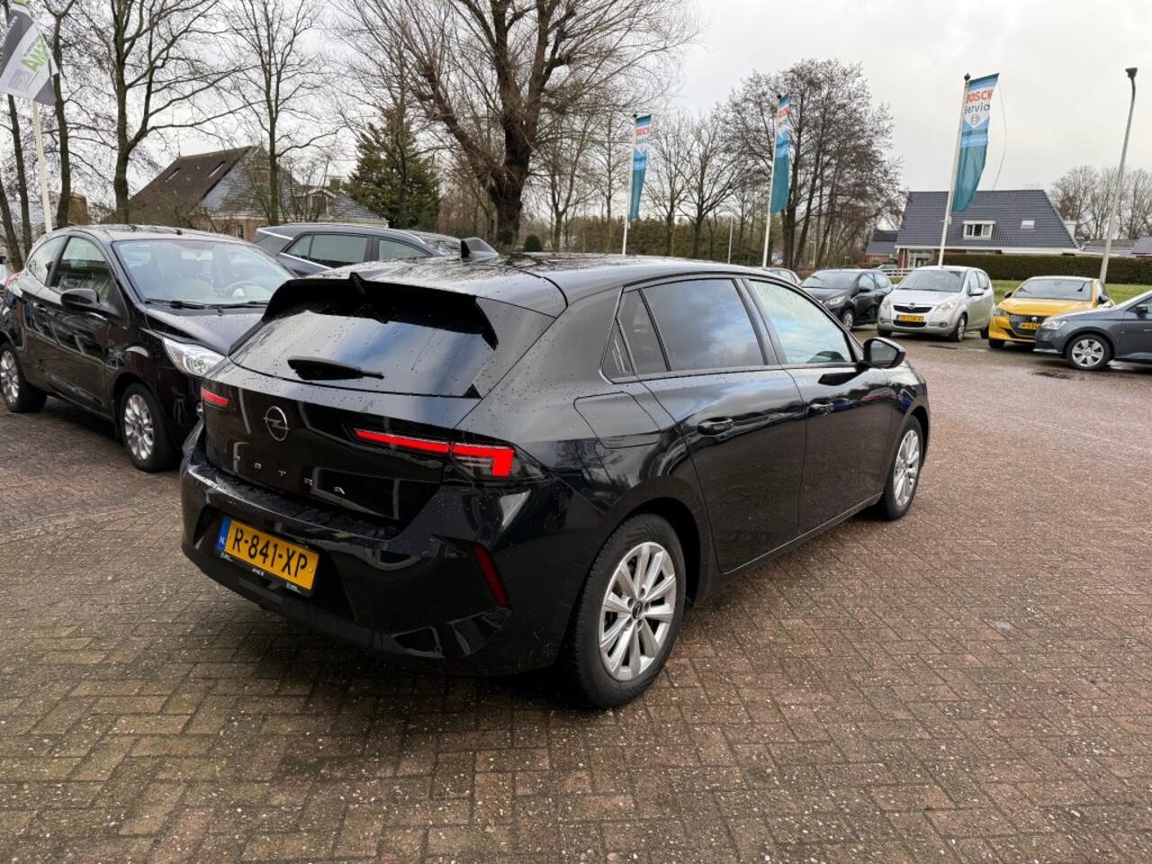 Opel ASTRA 1.2 BUSINESSNS EDITION 5-DRS