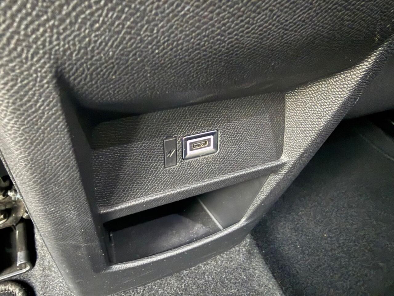 Opel ASTRA 1.2 BUSINESSNS EDITION 5-DRS