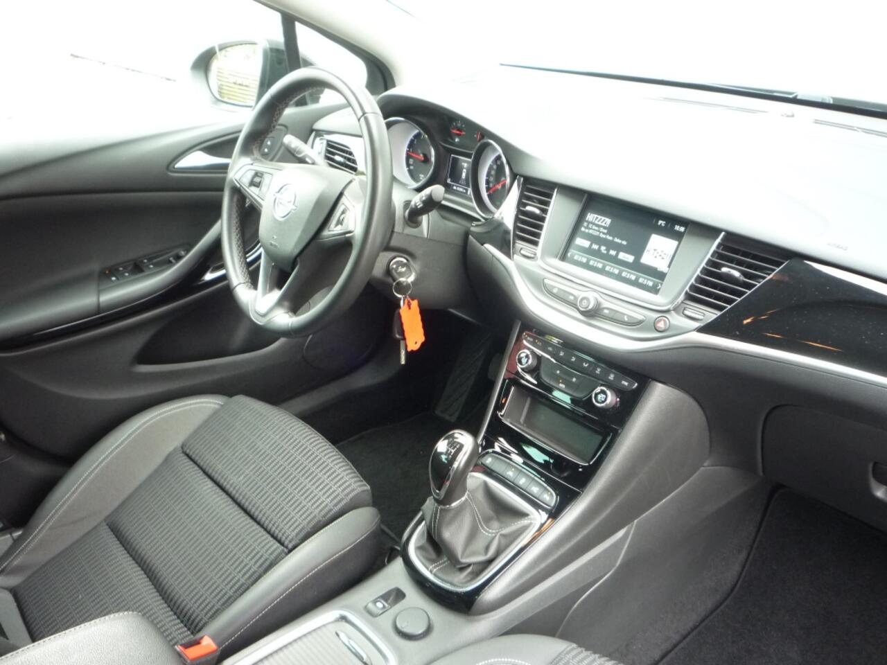 Opel ASTRA Sports Tourer 1.2 Turbo (110Pk) Design & Tech Géén Afleverkosten