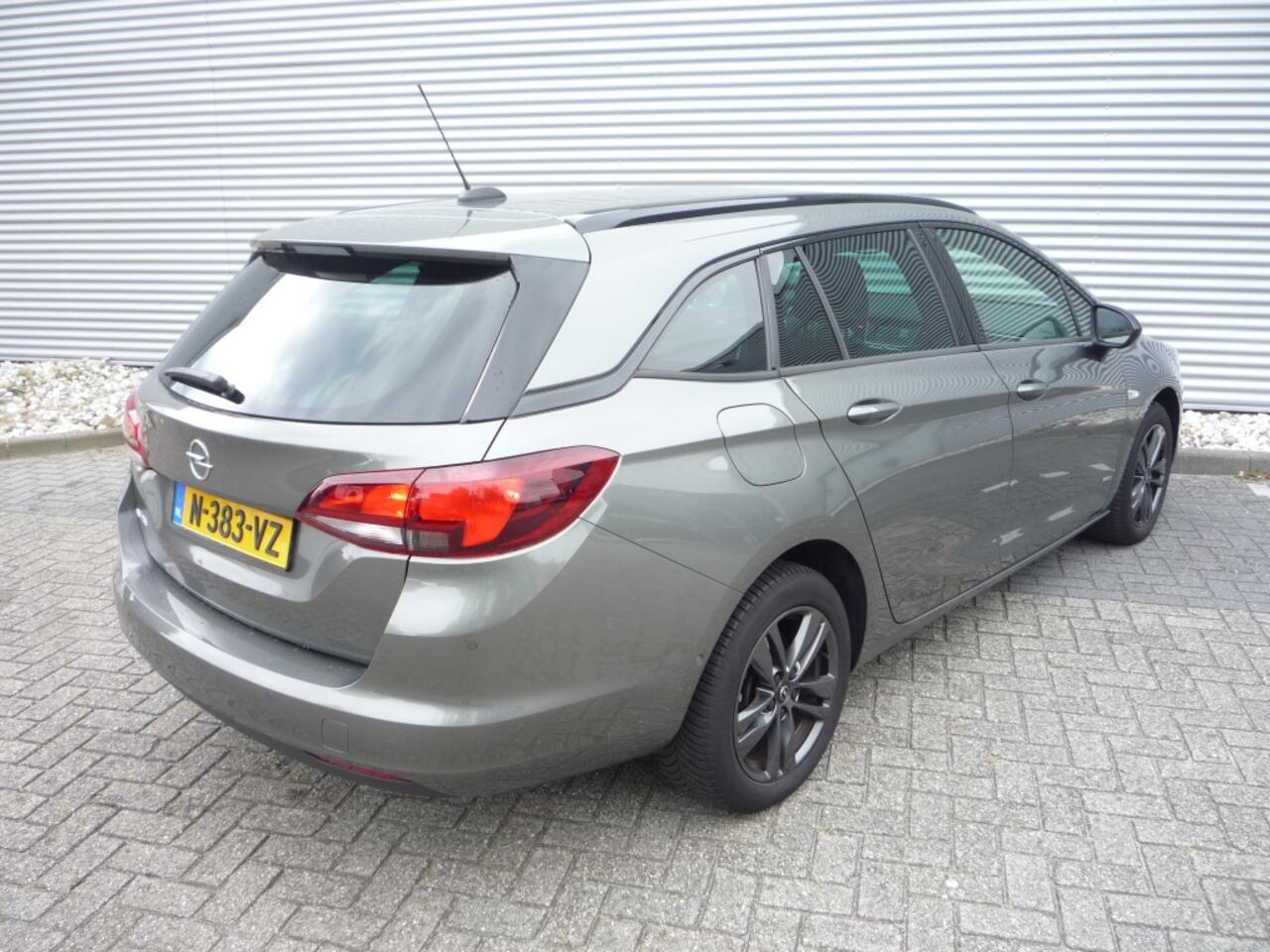Opel ASTRA Sports Tourer 1.2 Turbo (110Pk) Design & Tech Géén Afleverkosten