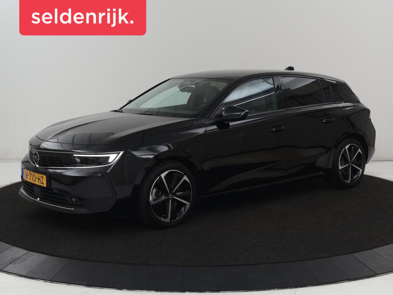 Opel ASTRA 1.6 Hybrid Business Edition | SOH 96% | Adaptive cruise | Navigatie | Camera | Full LED | Stuurverwarming | Carplay | PHEV | Plug In