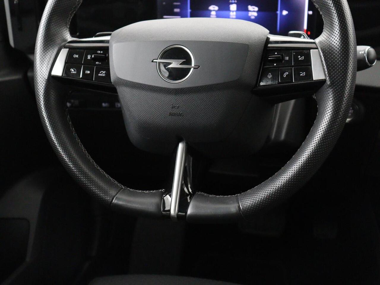 Opel ASTRA 1.6 Hybrid Business Edition | SOH 96% | Adaptive cruise | Navigatie | Camera | Full LED | Stuurverwarming | Carplay | PHEV | Plug In