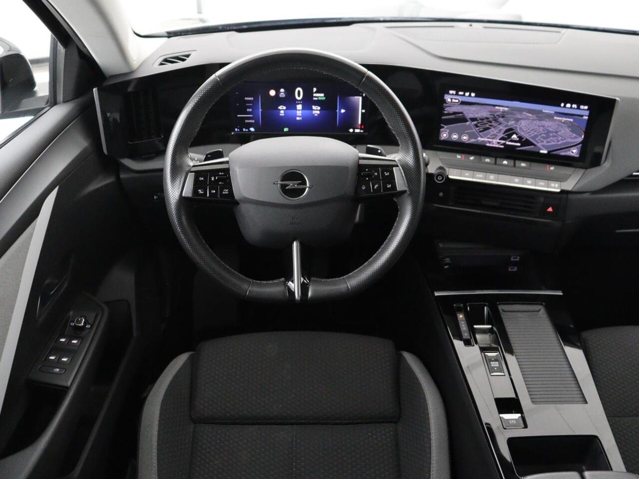 Opel ASTRA 1.6 Hybrid Business Edition | SOH 96% | Adaptive cruise | Navigatie | Camera | Full LED | Stuurverwarming | Carplay | PHEV | Plug In