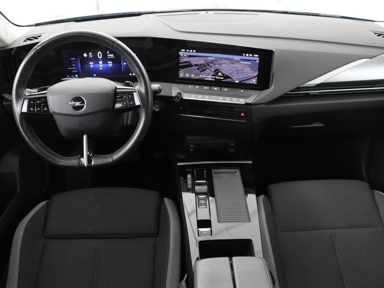 Opel ASTRA 1.6 Hybrid Business Edition | SOH 96% | Adaptive cruise | Navigatie | Camera | Full LED | Stuurverwarming | Carplay | PHEV | Plug In