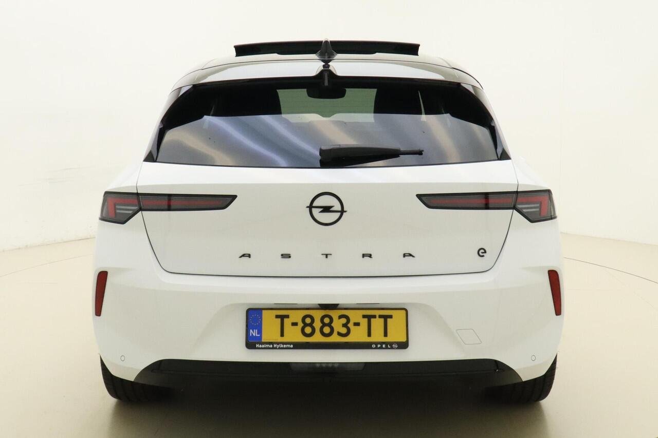 Opel ASTRA Electric GS 54 kWh Ultimate | Navigatie | Panoramadak | Stoel + Stuurverwarming | Camera | Full LED | Head Up Display | NIEUW