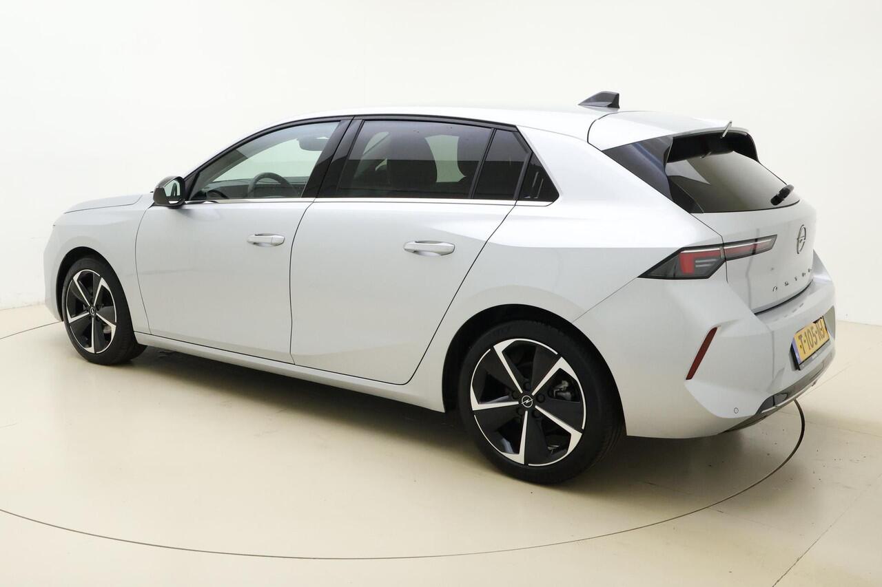 Opel ASTRA 1.2 Elegance 130 PK Automaat | Navigatie | Climate control | Keyless | Lichtmetalen velgen | Camera | Getint glas | Cruise control | Parkeersensoren | Demo |