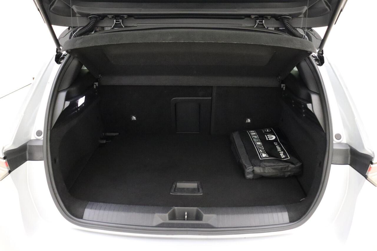 Opel ASTRA 1.2 Level 4 Automaat | Navigatie | Camera | Keyless | Lichtmetalen velgen | Zwart dak | Stoel & Stuurverwarming | Getint glas