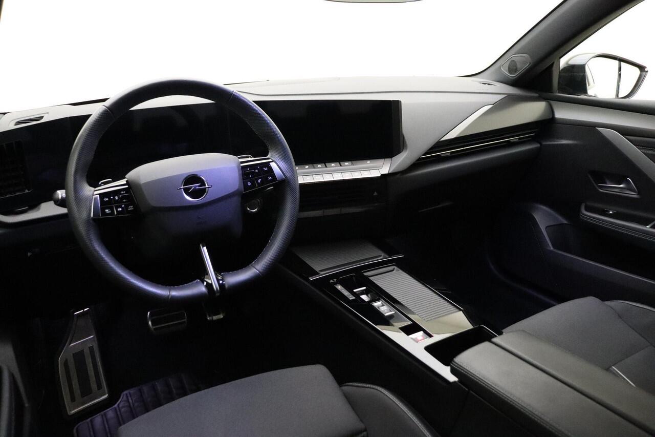 Opel ASTRA 1.2 Level 4 Automaat | Navigatie | Camera | Keyless | Lichtmetalen velgen | Zwart dak | Stoel & Stuurverwarming | Getint glas