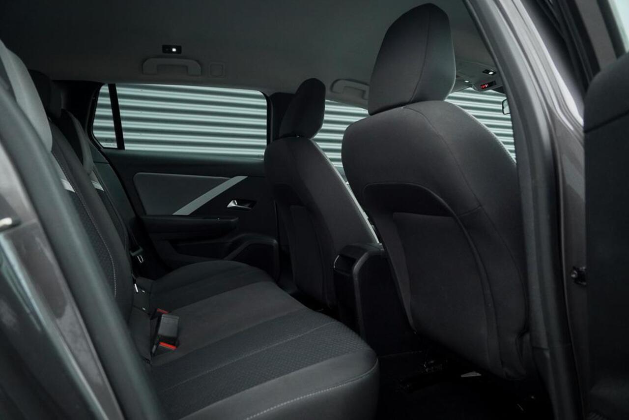 Opel ASTRA Sports Tourer 1.2 Turbo / Led / Carplay / Cruise / Incl BTW / NL Auto