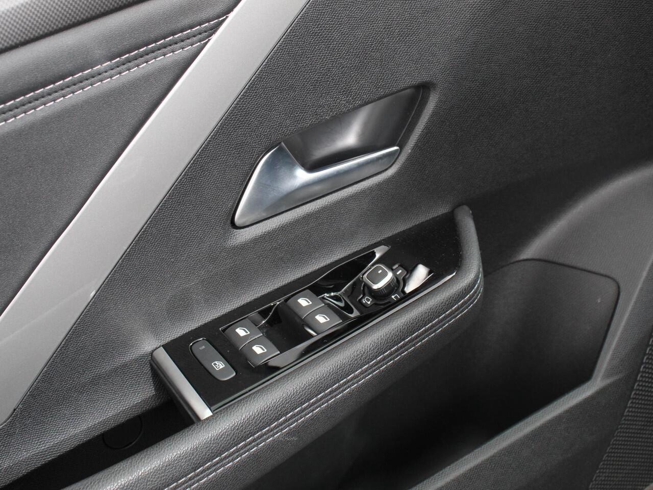 Opel ASTRA 1.2 Automaat GS Line | Climate control | Adaptive cruise control | LED | Voorstoelen verwarmd | Stuurwiel verwarmd | Achteruitrij camera 360* | Sfeer verlichting | Apple carplay/ Android auto