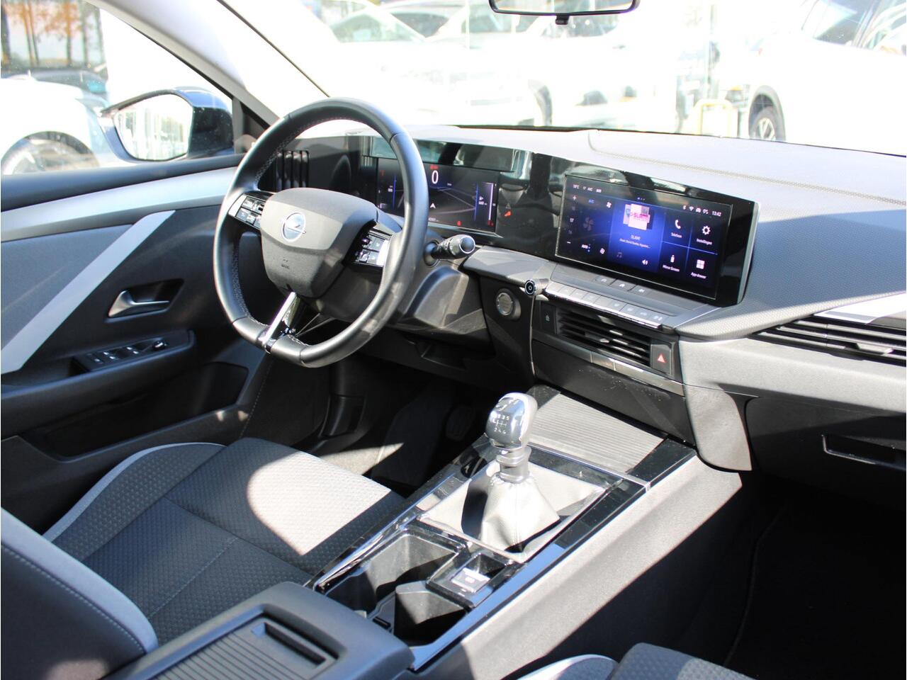 Opel ASTRA 1.2T 110 EDITION Camera / Navi / Apple Carplay