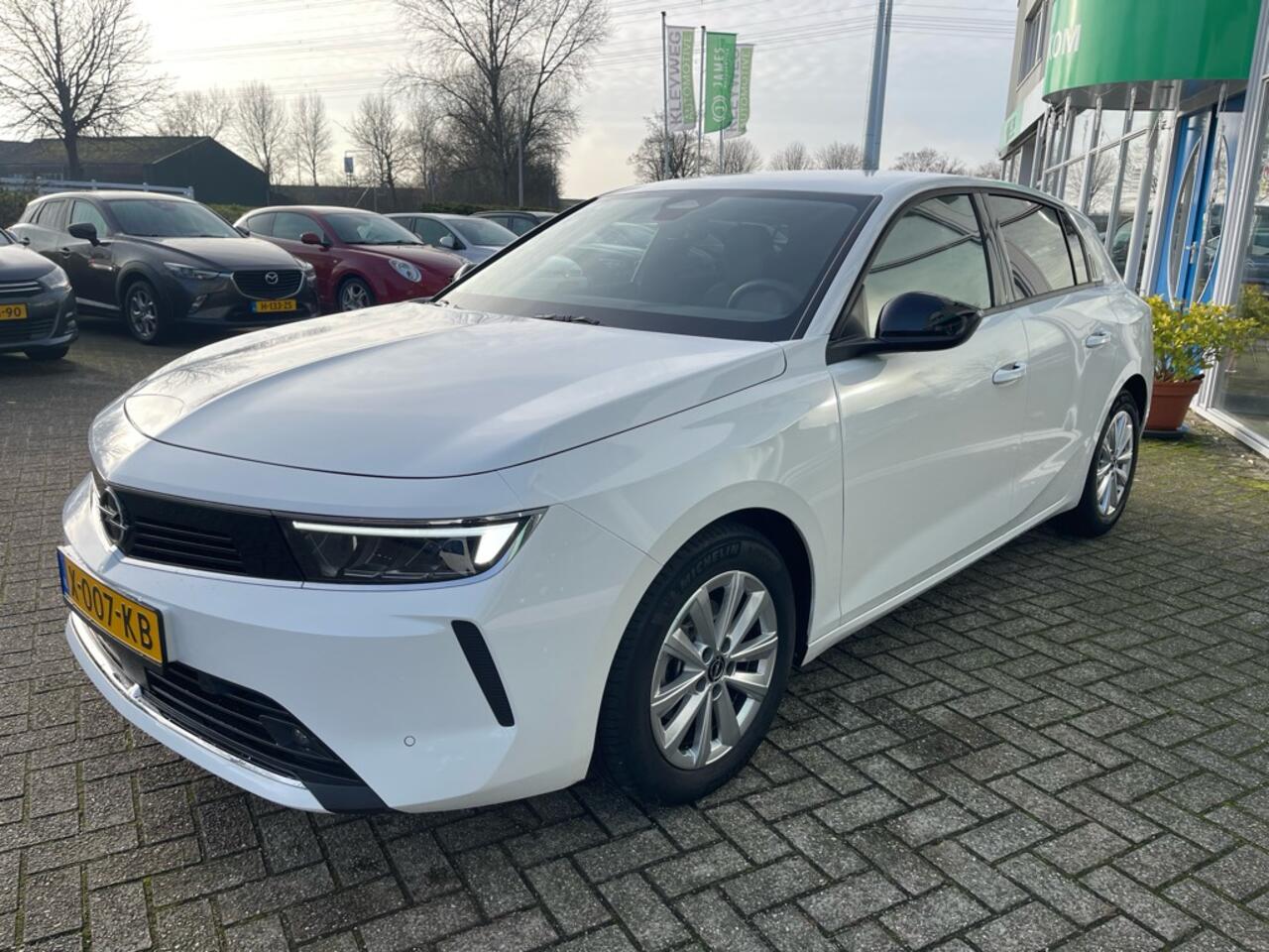 Opel ASTRA 1.2T 131pk Bns Edition, Aut, Carplay, Camera Stoel en stuurverw.