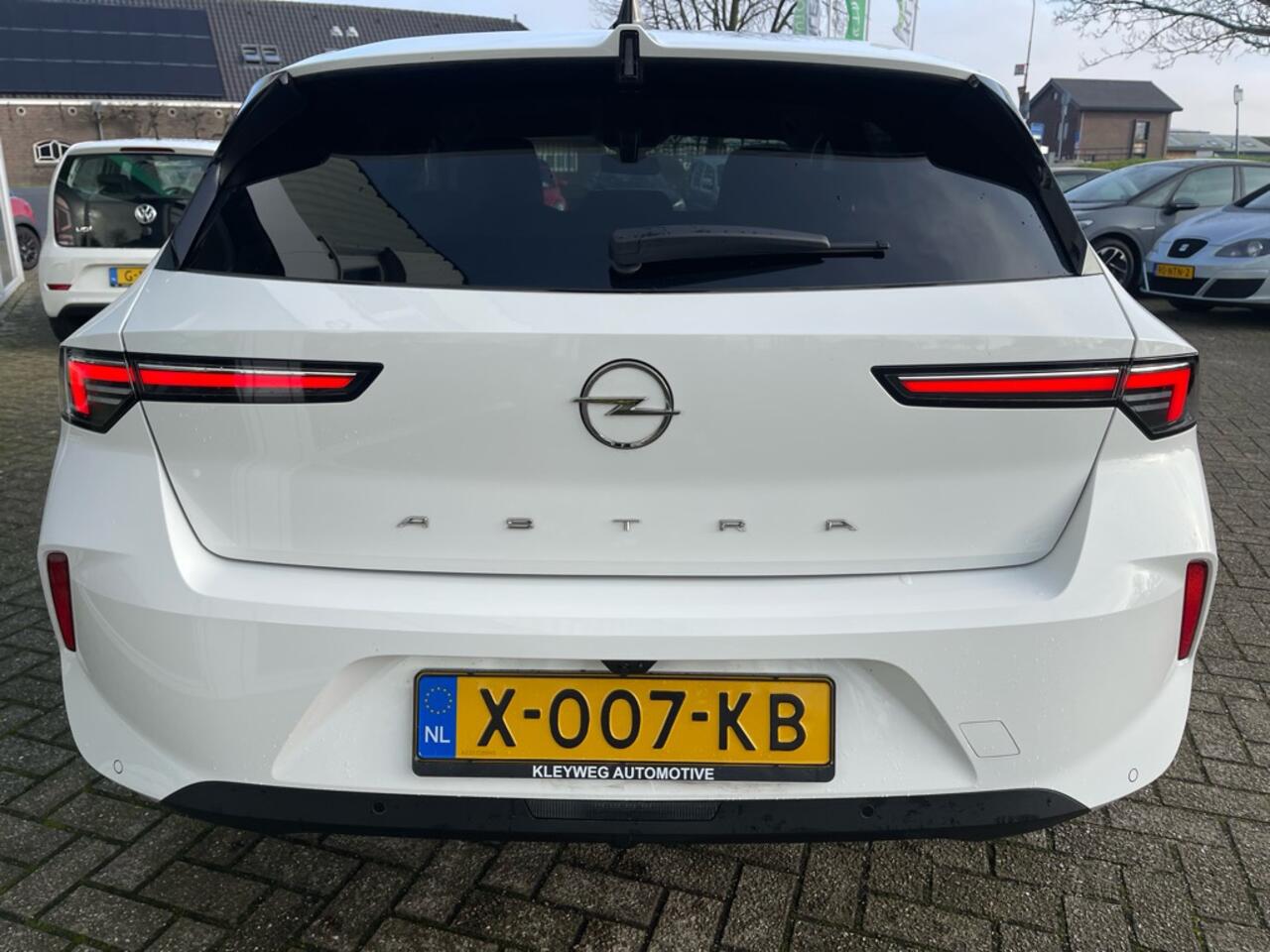 Opel ASTRA 1.2T 131pk Bns Edition, Aut, Carplay, Camera Stoel en stuurverw.