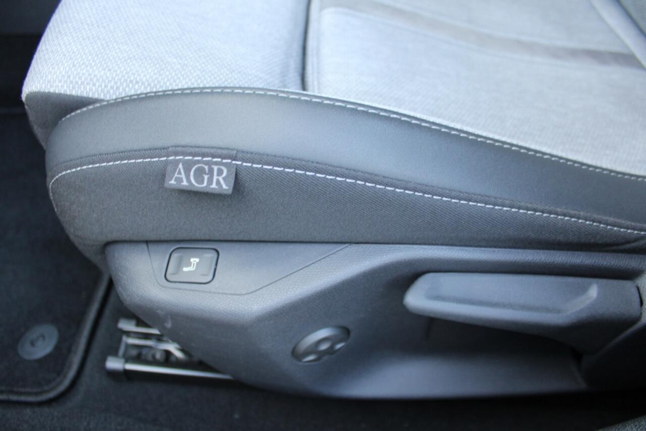 Opel ASTRA 1.2 Elegance