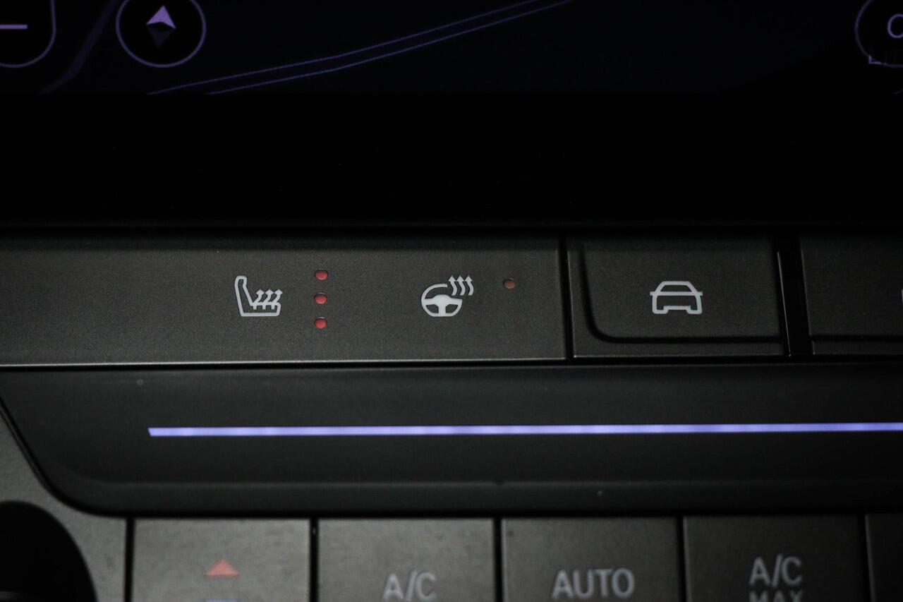 Opel ASTRA Sports Tourer 1.6 Hybrid Ultimate | ULTIMATE PACK | PANORAMADAK | STUURVERWARMING | 360 CAMERA | 18"