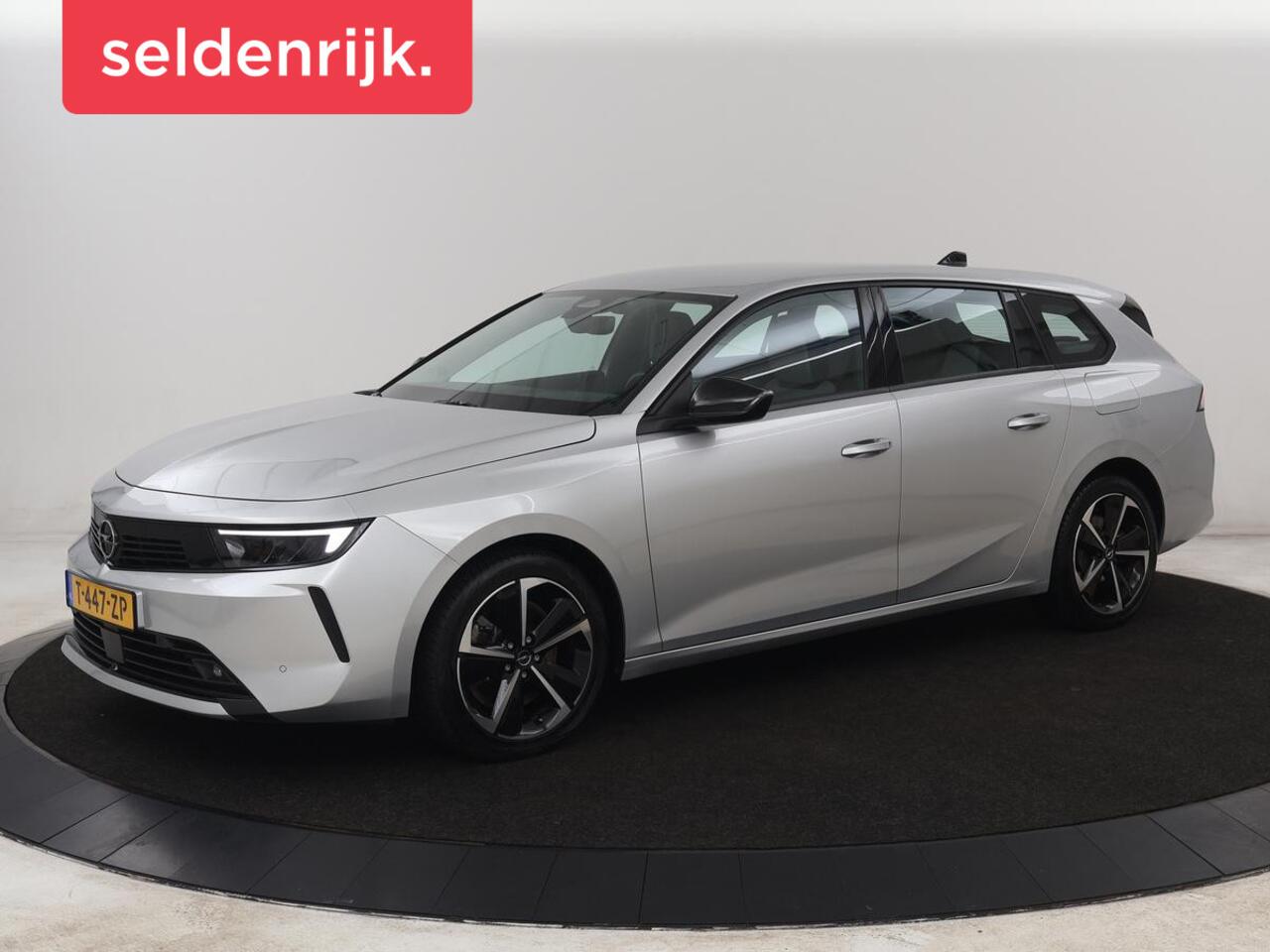 Opel ASTRA 1.6 Turbo Hybrid | Origineel NL | Adaptive cruise | Carplay | Parkeerhulp | Climate control | Digital Cockpit | Bluetooth | Full LED | PHEV | Plug In