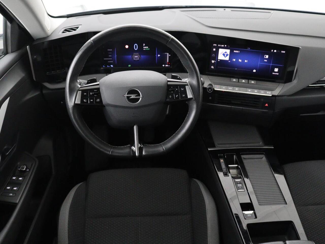 Opel ASTRA 1.6 Turbo Hybrid | Origineel NL | Adaptive cruise | Carplay | Parkeerhulp | Climate control | Digital Cockpit | Bluetooth | Full LED | PHEV | Plug In