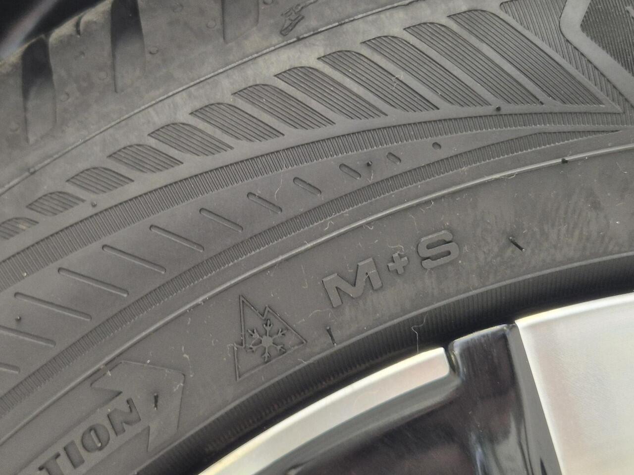 Opel ASTRA 1.2 Turbo Edition | Parkeersensoren Voor/Achter | Apple Carplay/Android Auto | Stoel/Stuurverwarming | AGR Comfortstoel |