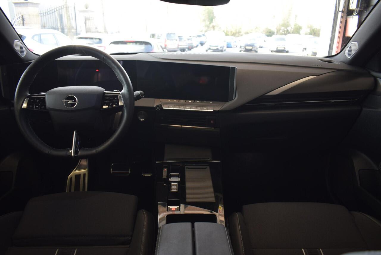 Opel ASTRA Sports Tourer 1.2 Turbo GS Navi Panodak Airco Km 25.000!!