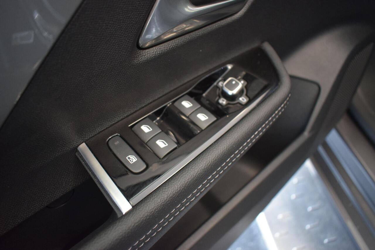 Opel ASTRA Sports Tourer 1.2 Turbo GS Navi Panodak Airco Km 25.000!!