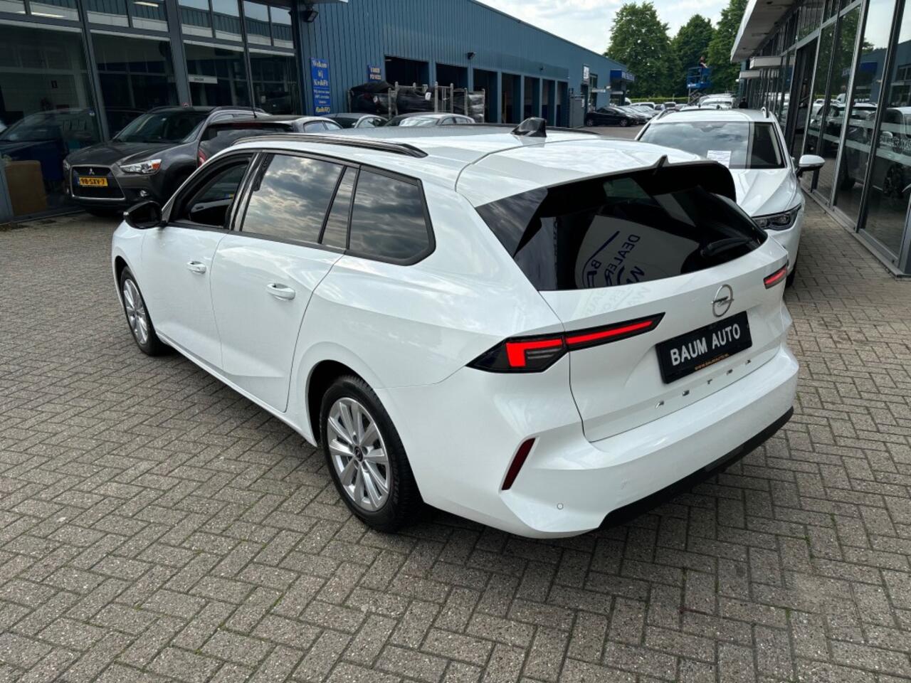 Opel ASTRA 1.2 TURBO EDITION AIRCO NAVI LMV PDC-CAMERA360GR