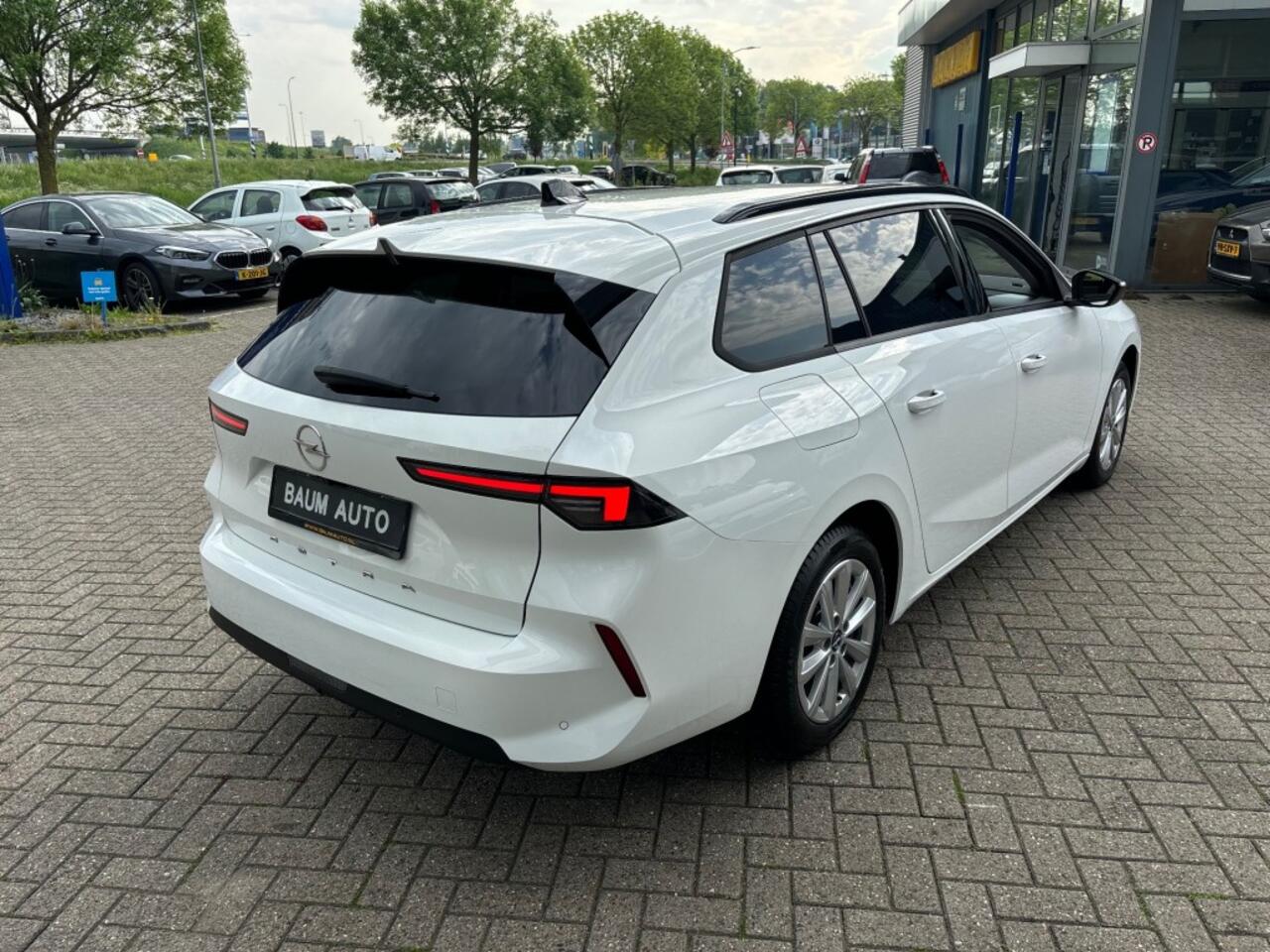 Opel ASTRA 1.2 TURBO EDITION AIRCO NAVI LMV PDC-CAMERA360GR