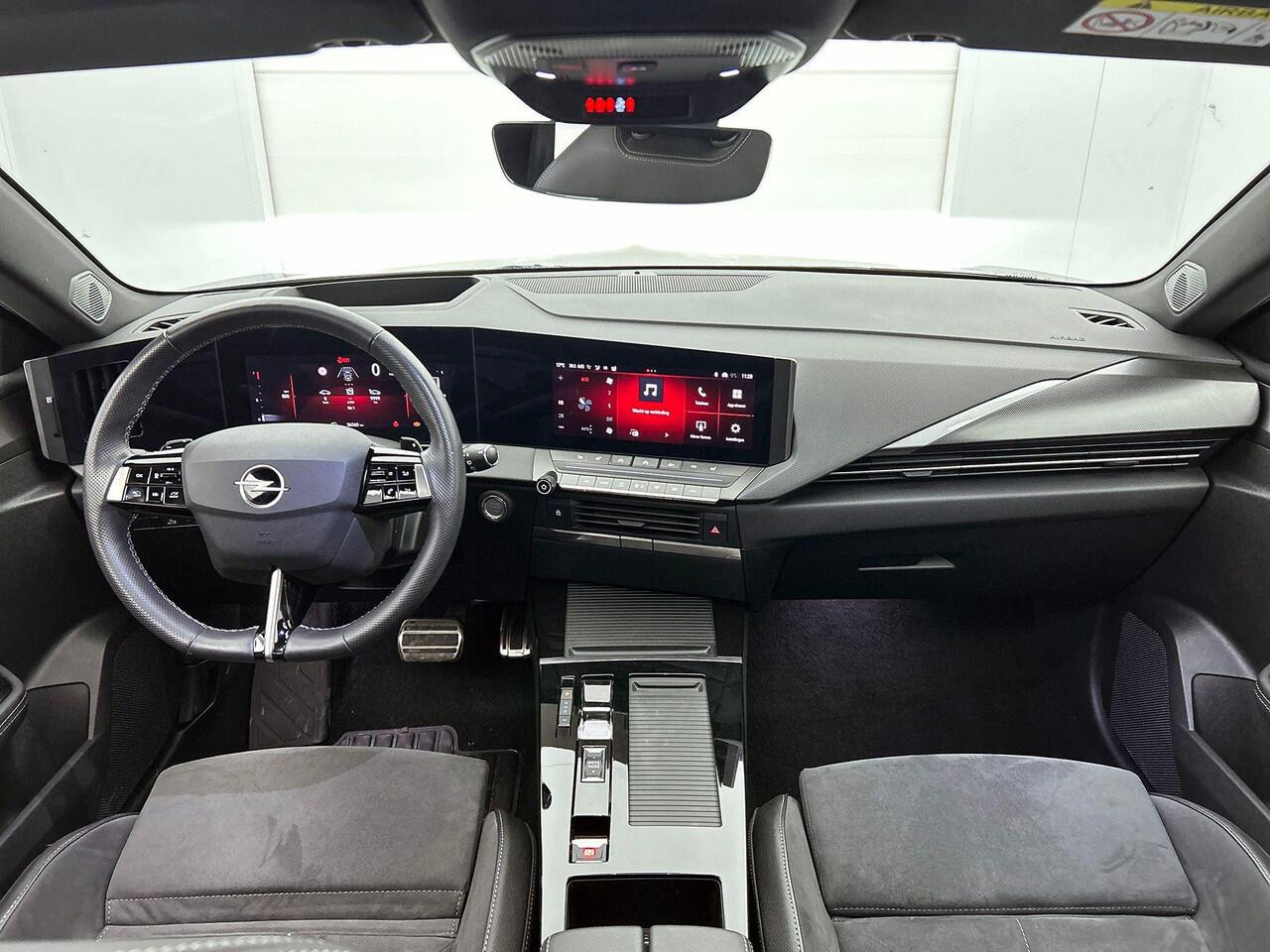 Opel ASTRA Sports Tourer 1.2T 130PK Ultimate PANO | HEAD-UP | AD-CRUISE | LED | CARPLAY