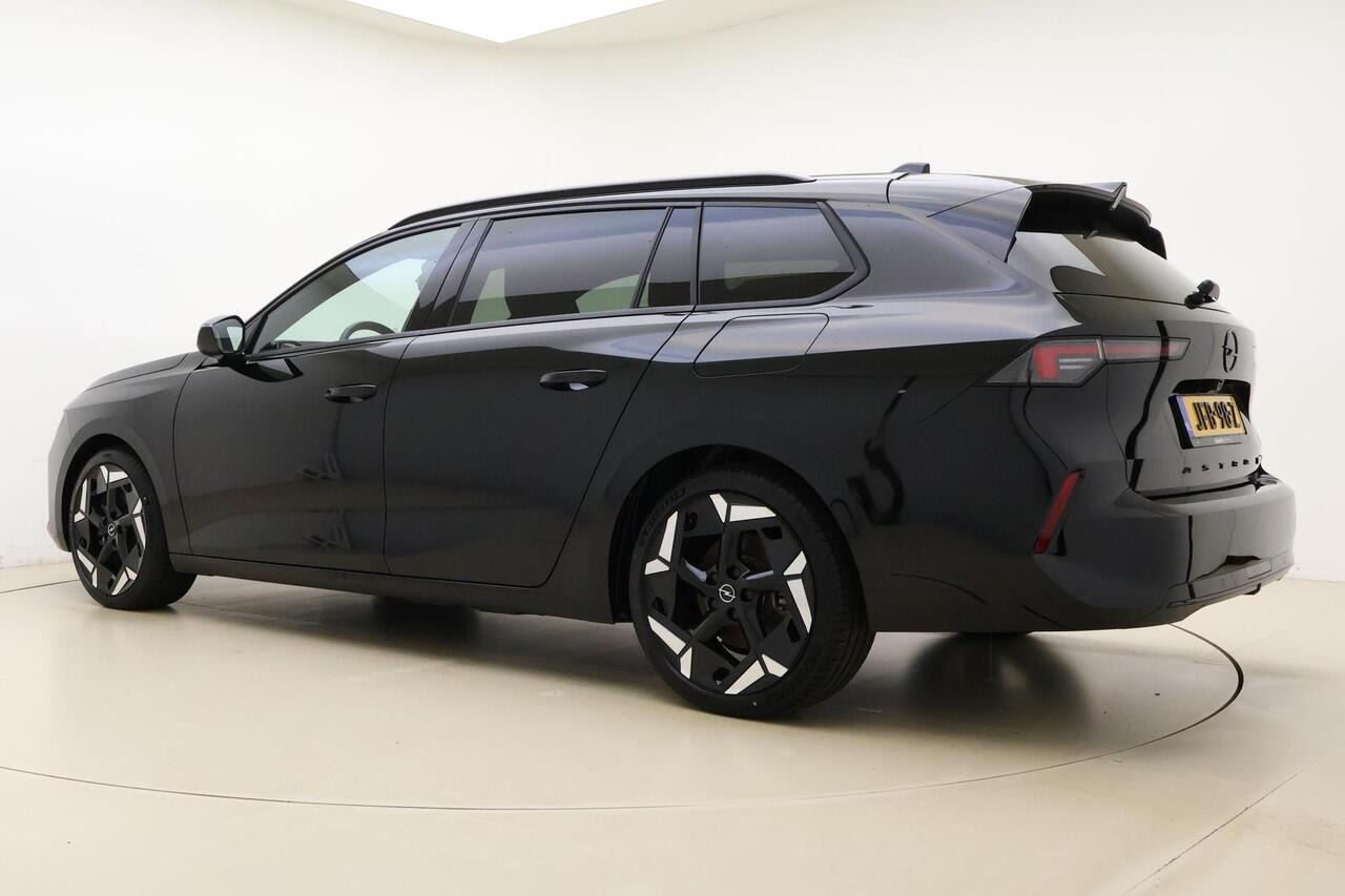 Opel ASTRA Sports Tourer 1.6 Turbo Plug In Hybrid 225 pk GSE | Alcantara bekleding | HUD | 18" LMV | Black pakket | Matrix verlichting | Winterpakket | Actieve vering |