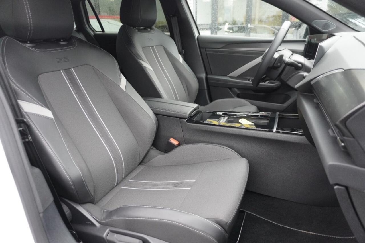 Opel ASTRA Sports Tourer 1.6 Turbo Hybrid GS / Camera / Stoel- en stuurverwarming / Adaptive Cruise