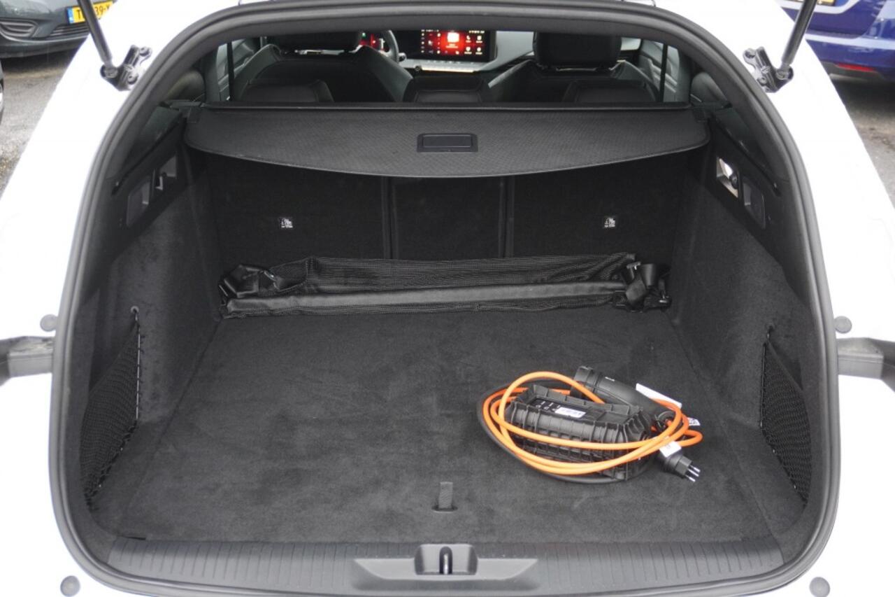 Opel ASTRA Sports Tourer 1.6 Turbo Hybrid GS / Camera / Stoel- en stuurverwarming / Adaptive Cruise