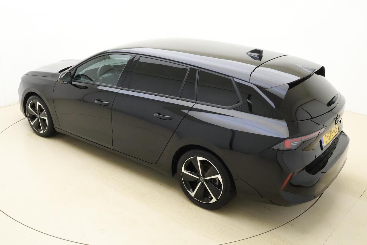 Opel ASTRA Sports Tourer 1.2 Turbo 130 Pk Automaat GS | ECC | Navigatie | Camera | AGR | Parkpilot | Winterpakket | Private-Glas | Cruise control | LM-Velgen | Afneembare Trekhaak