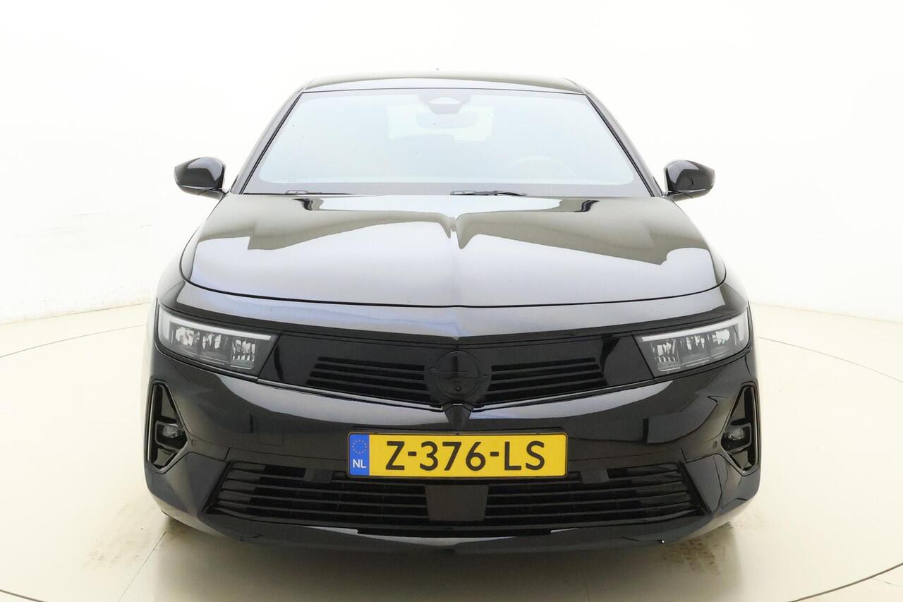 Opel ASTRA Sports Tourer 1.2 Turbo 130 Pk Automaat GS | ECC | Navigatie | Camera | AGR | Parkpilot | Winterpakket | Private-Glas | Cruise control | LM-Velgen | Afneembare Trekhaak