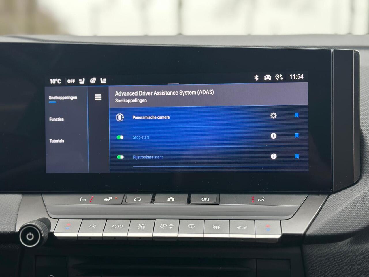 Opel ASTRA Sports Tourer Turbo 130pk GS | 360 Parkeercamera | Adapt. Cruise control | Stoel- en stuurverwarming | Draadloze telefoonlader | Apple Carplay/Android Auto | Full LED | Keyless
