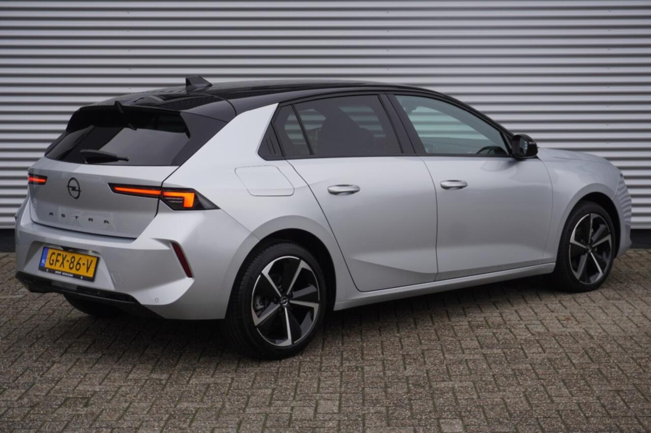 Opel ASTRA 1.2 Turbo 130pk GS / Camera / Stoel- en stuurverwarming / Adaptive Cruise / Head-up-display